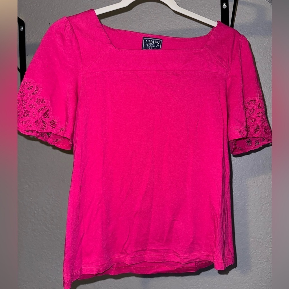 Chaps pink top with lace design petite woman size P/M